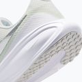 Női futócipő Nike Revolution 8 off white/barely green/metallic silver 5