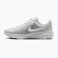 Férfi futócipő Nike Run Defy summit white/white/black/metallic silver 2