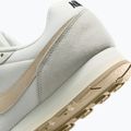 Női cipők Nike MD Runner 2 SE coconut milk/black/linen/sail 4