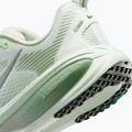 Női futócipő Nike Vomero 18 barely green/steam/metallic silver 4