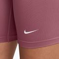Női edző rövidnadrág Nike Pro Seamless pink smoke/white 4