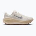 Férfi futócipők Nike Vomero Plus sail/coconut milk/metallic silver
