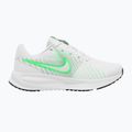 Női futócipők Nike Run Defy white/cucumber calm/black/illusion green