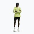 Férfi futó hosszú ujjú póló Nike Stride light lemon twist/grey fog 2