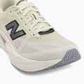 Férfi futócipők New Balance FuelCell Rebel V5 pistachio butter/digital mist 7