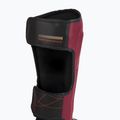 Női sípcsont- és lábfejvédők Venum Tactical XT Shinguards fekete/burgundy/arany 5