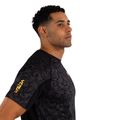 Venum x Ilia Topuria férfi edzőpóló Unmatched Dry-Tech fekete/arany 5