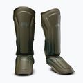 Sípcsont- és lábfejvédők Venum Stealth Shin khaki/dark green