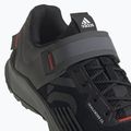 Férfi MTB kerékpáros cipő adidas FIVE TEN Trailcross Clip A mag fekete/szürke három/piros 12