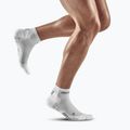 Férfi kompressziós futó zoknimęskie CEP Ultralight Low Cut carbon white 5