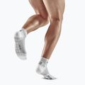 Férfi kompressziós futó zoknimęskie CEP Ultralight Low Cut carbon white 6