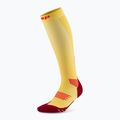 CEP Run Tall 5.0 női kompressziós zokni marigold/burgundia 2