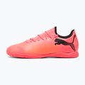 focicipő  PUMA Future 7 Play IT sunset glow/puma black/sun stream 8