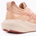 ASICS Gel-Nimbus 25 női futócipő halvány sárgabarack/világos gránátvörös 9