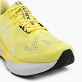 ASICS Novablast 5 citromsárga/fehér férfi futócipő 7