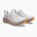 ASICS Novablast 5 női futócipő fehér/fawn 10