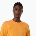 Férfi hosszú ujjú futópóló ASICS Road Seamless LS golden yellow 5
