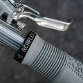Leatt ReaFlex 6.0 Regular 31 mm-es gránit kormánymarkolatok 4