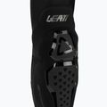 Kerékpáros térdvédők Leatt Knee Guard 6.0 Evo black 4