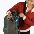 Osprey Transporter Roll Top 30 l városi hátizsák, fenyőlevél 13