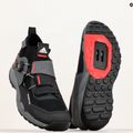 Férfi MTB kerékpáros cipő adidas FIVE TEN Trailcross Pro Clip A szürke öt/mag fekete/piros 13