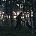 Thule gyermek kocogókocsi Glide 2 Jet fekete 10101952 15