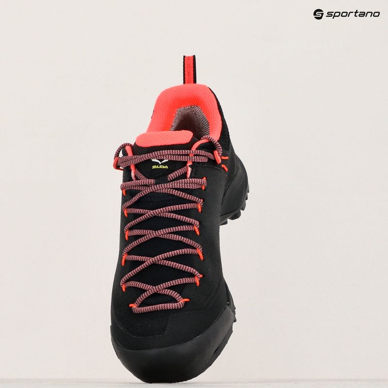 Salewa Wildfire Leather GTX női túrabakancs fekete/fluor korall 16