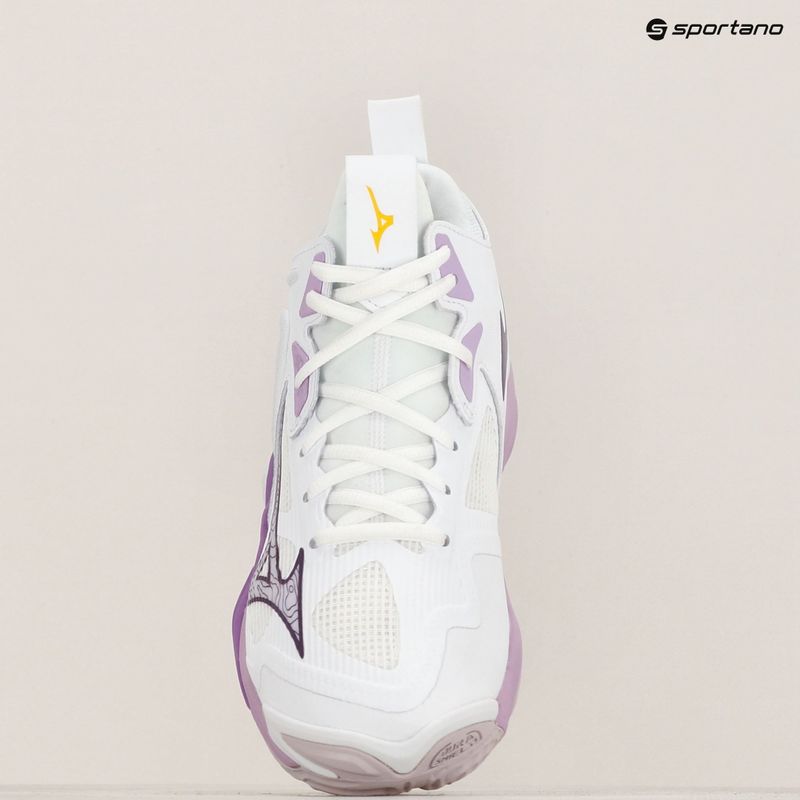 Női röplabda cipő Mizuno Wave Momentum 3 Mid fehér/patrician purple/quince 9