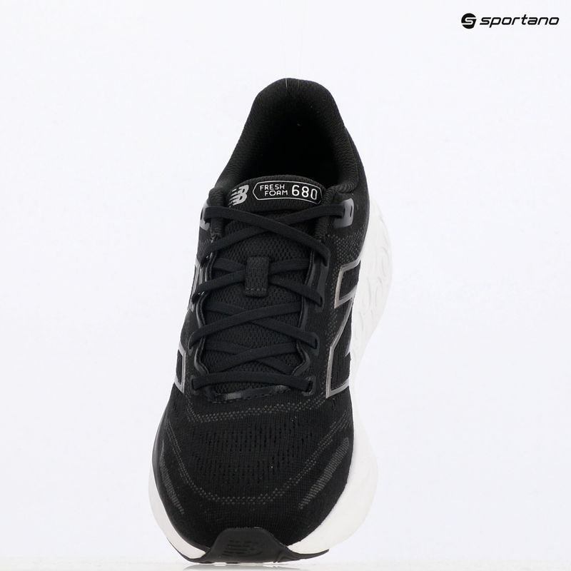 Férfi futócipő New Balance Fresh Foam 680 v8 black/white 9