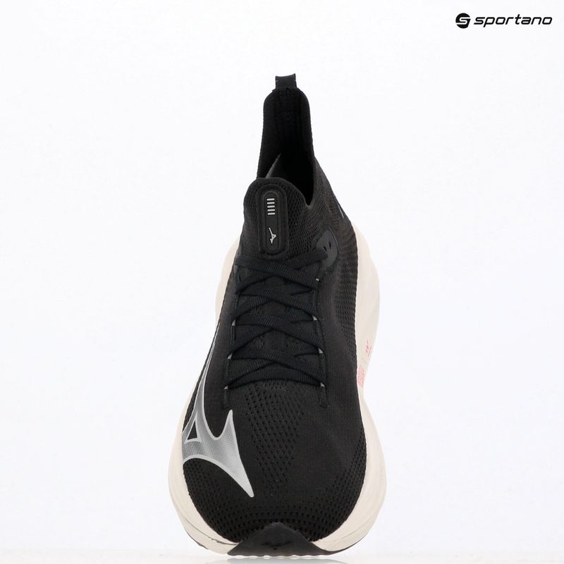 Férfi futócipő Mizuno Neo Vista fekete/fehér/nimbus cloud 9