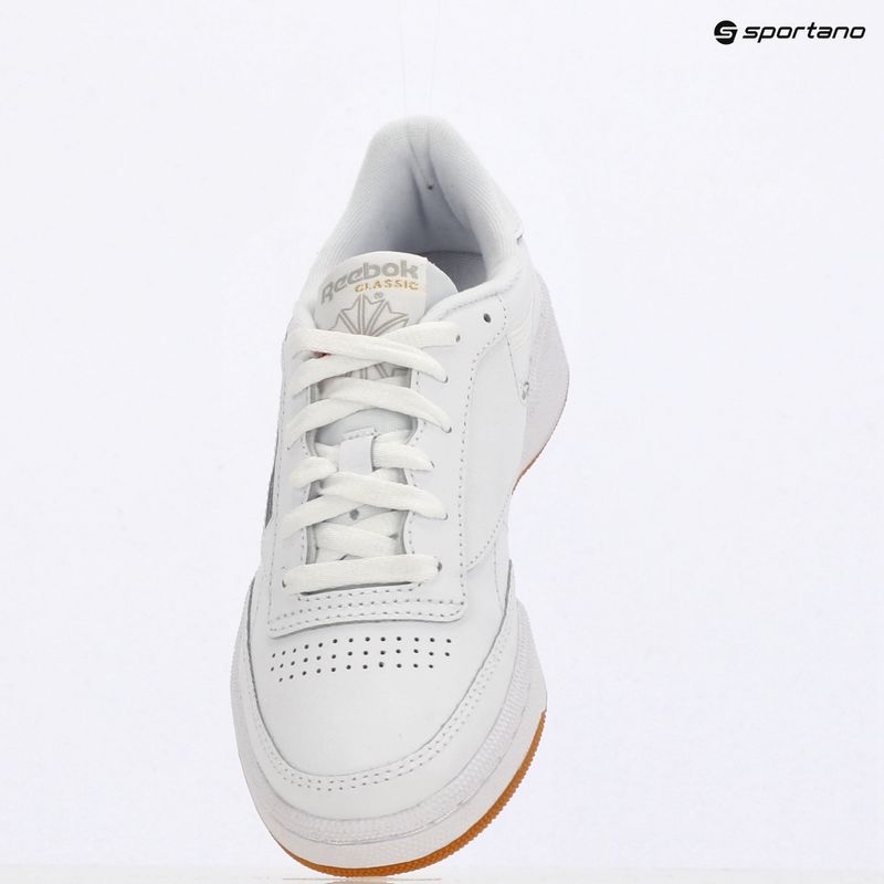 Női cipő Reebok Club C 85 fehér/világosszürke/rágógumi 9