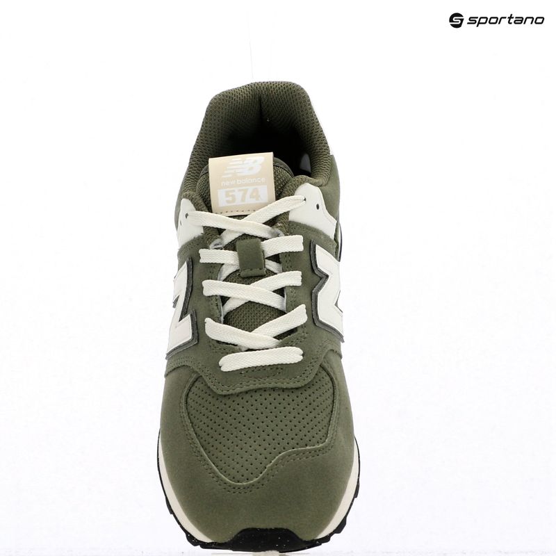 New Balance 574 V1 sötét olajbogyó cipője 9