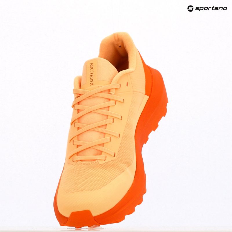 Arcteryx Norvan LD 4 luminary / verve női futócipő 11