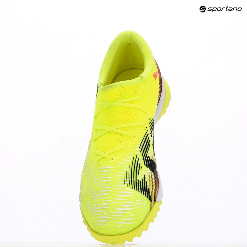 Férfi futballcipő PUMA Future 8 Match Low TT sárga riasztás/ puma fekete/ sun struck 9