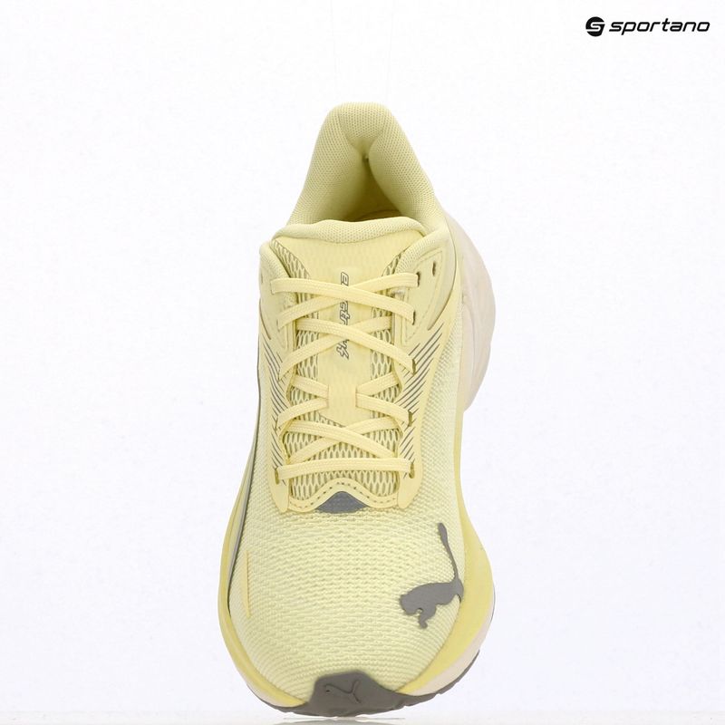 Női futócipő PUMA Electrify Nitro 4 gold moon/warm white 9