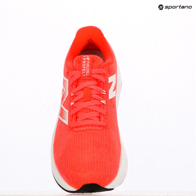 Női futócipő New Balance FuelCell Propel v5 esőfelhő 9