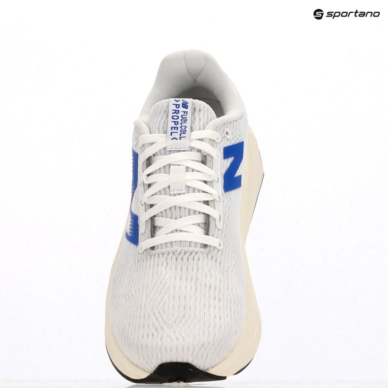 Férfi New Balance FuelCell Propel v5 futócipő fehér 9