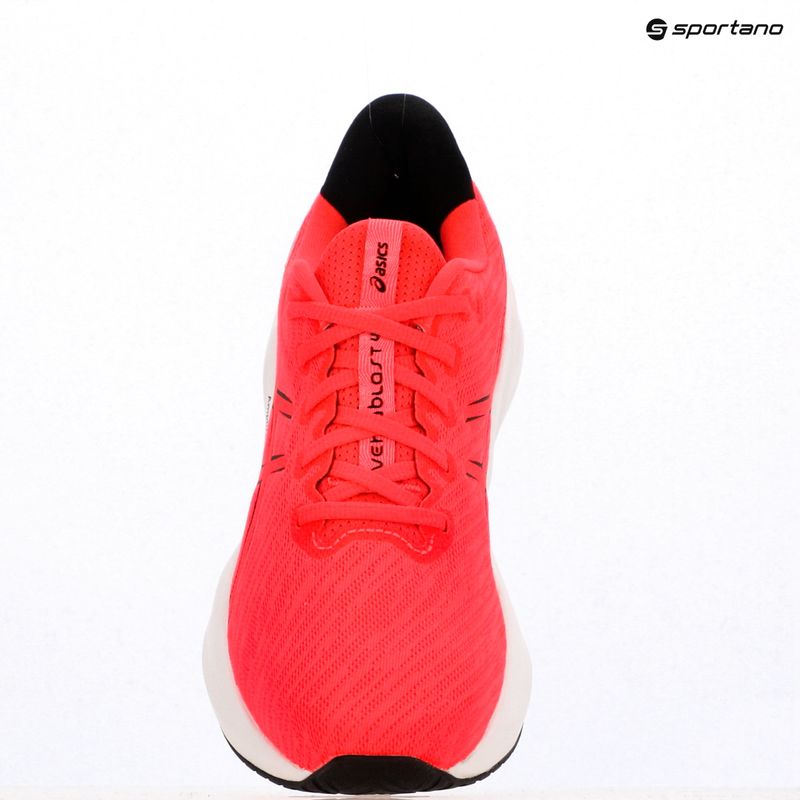 ASICS Versablast 4 flash piros/fekete férfi futócipő 10