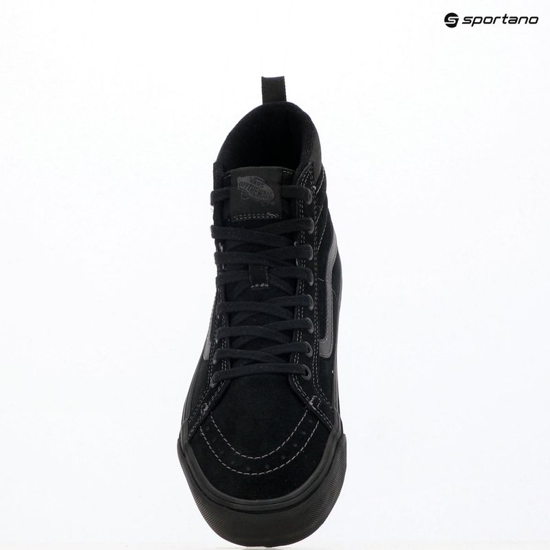 Vans MTE Sk8-Hi Insulated fekete/fekete cipő 9