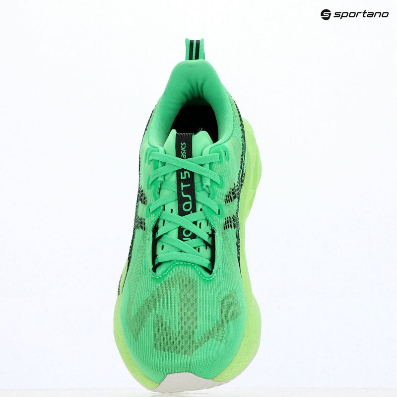 Férfi futócipő ASICS Novablast 5 vital green/black 17