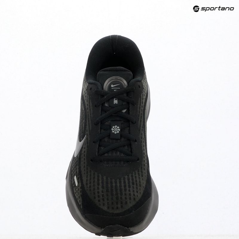 Férfi futócipő NikeJourney Run black/medium ash/smoke grey 12