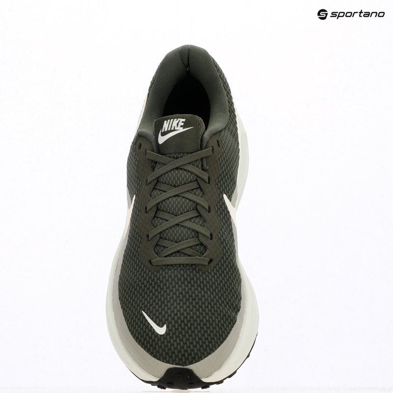 Férfi futócipő Nike Revolution 8 cargo khaki/spruce aura/spruce fog/sail 11