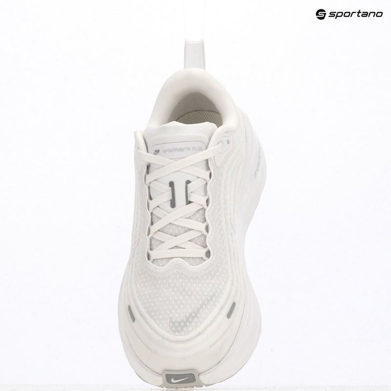 Női futócipő Nike Vomero Plus white/photon dust/summit white 12