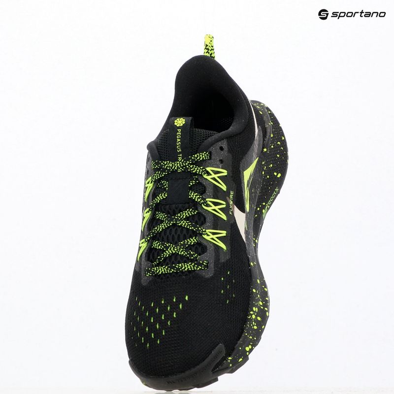 Nike Pegasus Trail 5 női futócipő black/volt ice/phantom 18