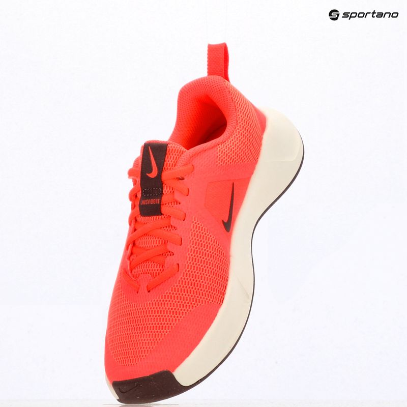 Női edzőcipők Nike MC Trainer 3 hot lava/soft pearl/tattoo 11