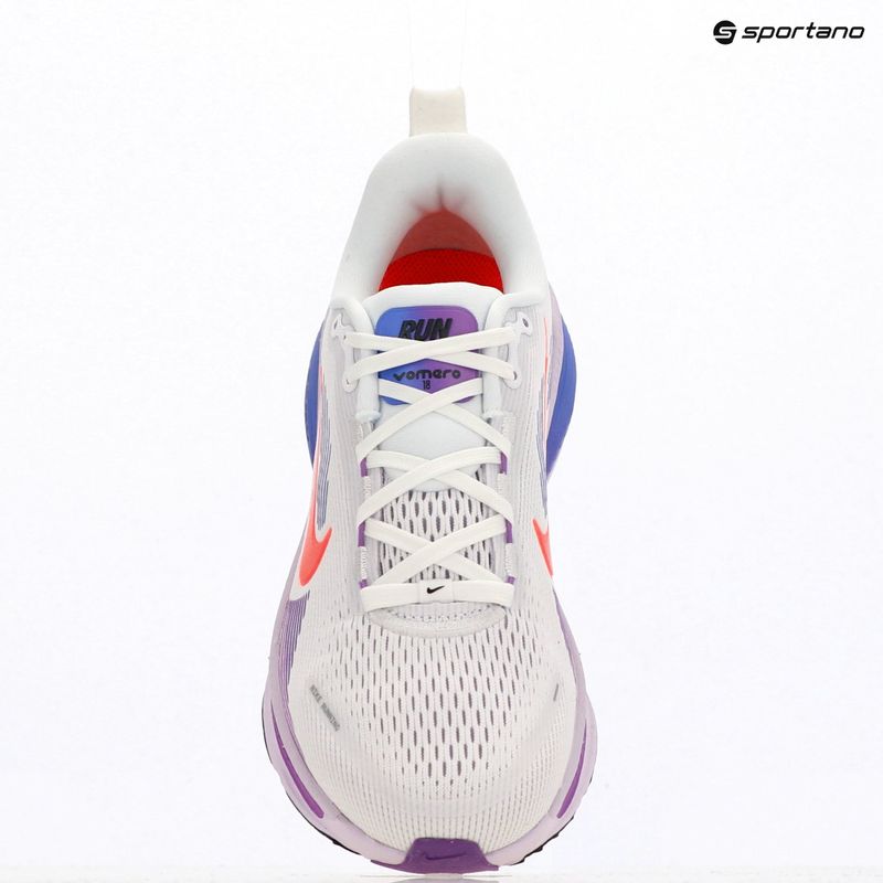 Női futócipő Nike Vomero 18 white/violet mist/sapphire/hot lava 6