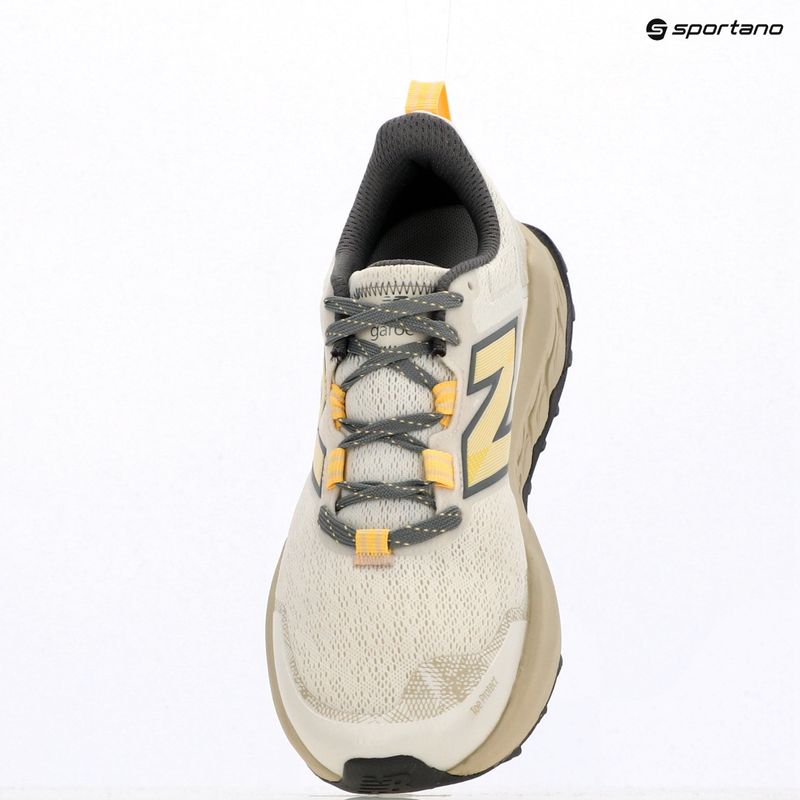Női futócipő New Balance Fresh Foam Garoe V2 sea salt/white peach/timberwolf 9