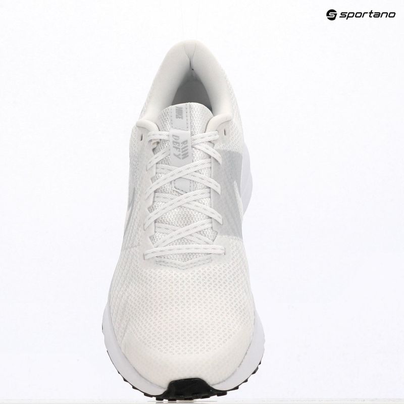 Férfi futócipő Nike Run Defy white/black/pure platinum 6