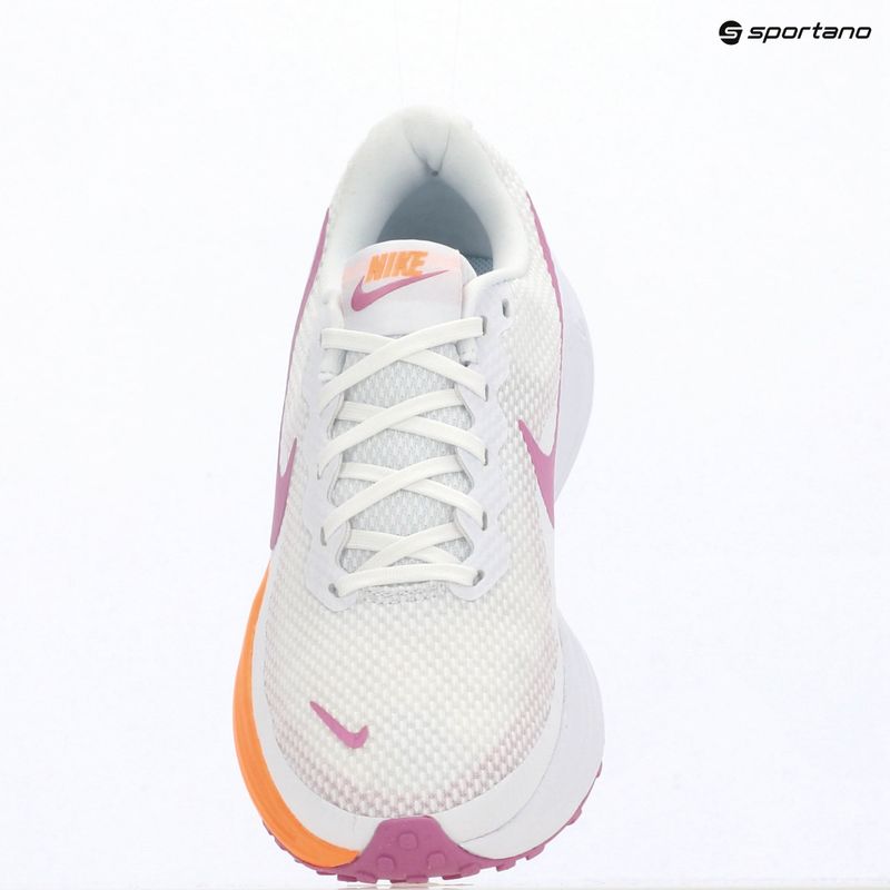 Női futócipő Nike Revolution 8 white/orange pulse/light magenta 6