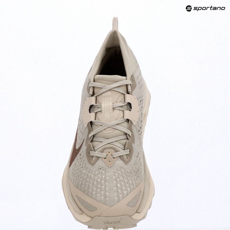 Nike ACG Zegama Trail női futócipő cream ii/light orewood brown/diffused taupe 9